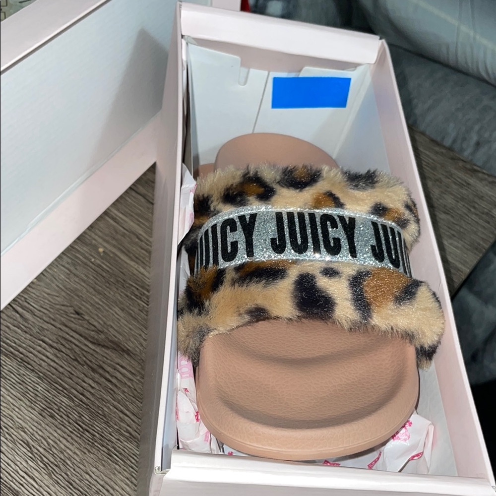 Juicy Couture Leopard Print Fur Slides